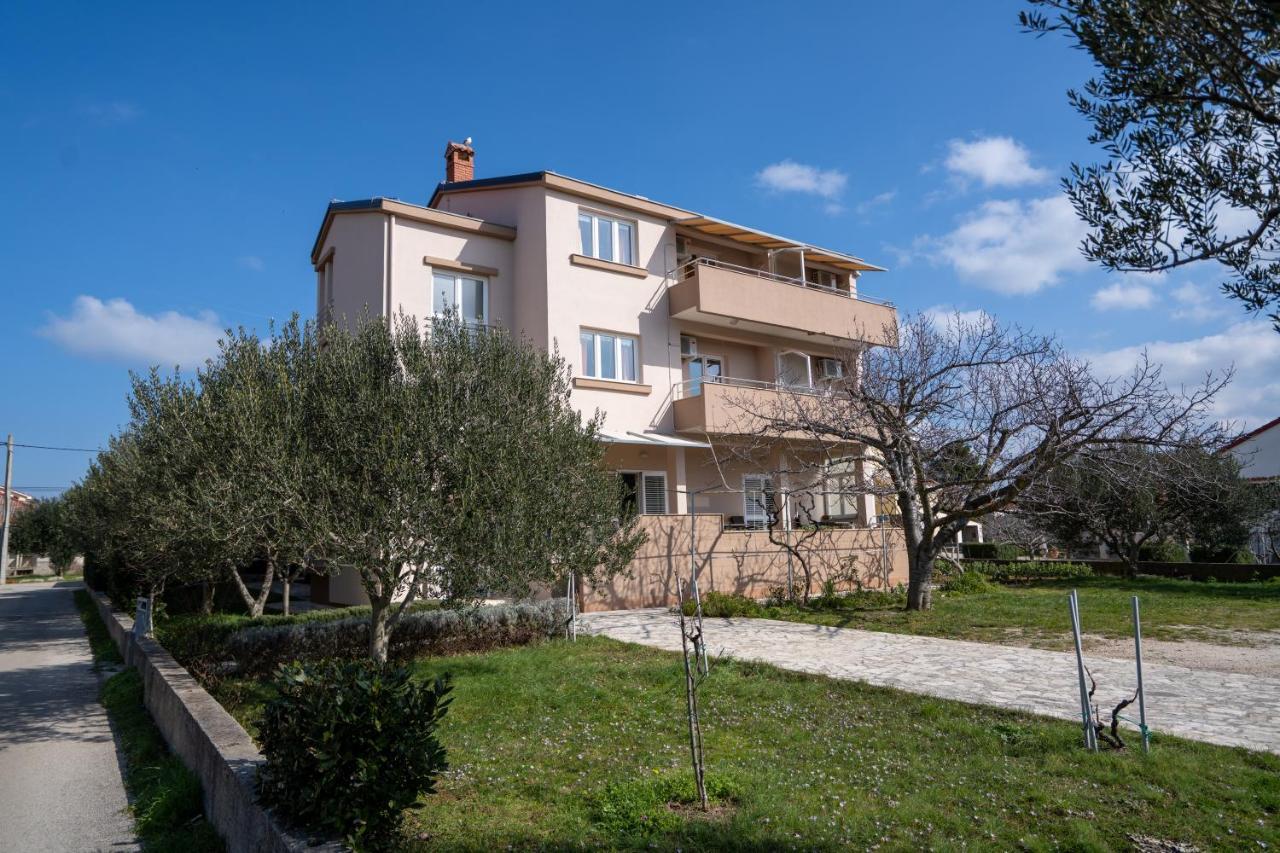 Apartments Valentin Privlaka  Exterior foto