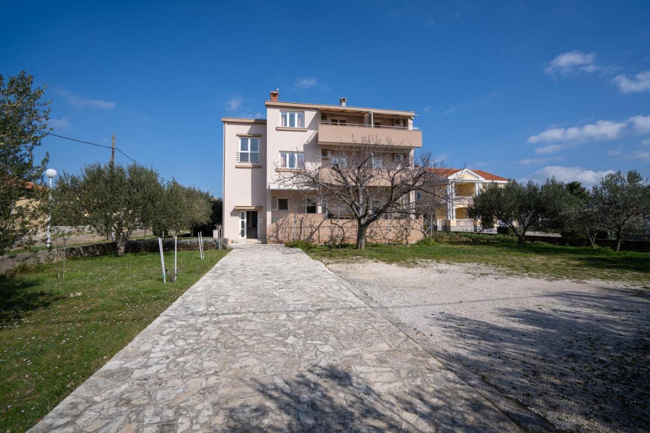 Apartments Valentin Privlaka  Exterior foto