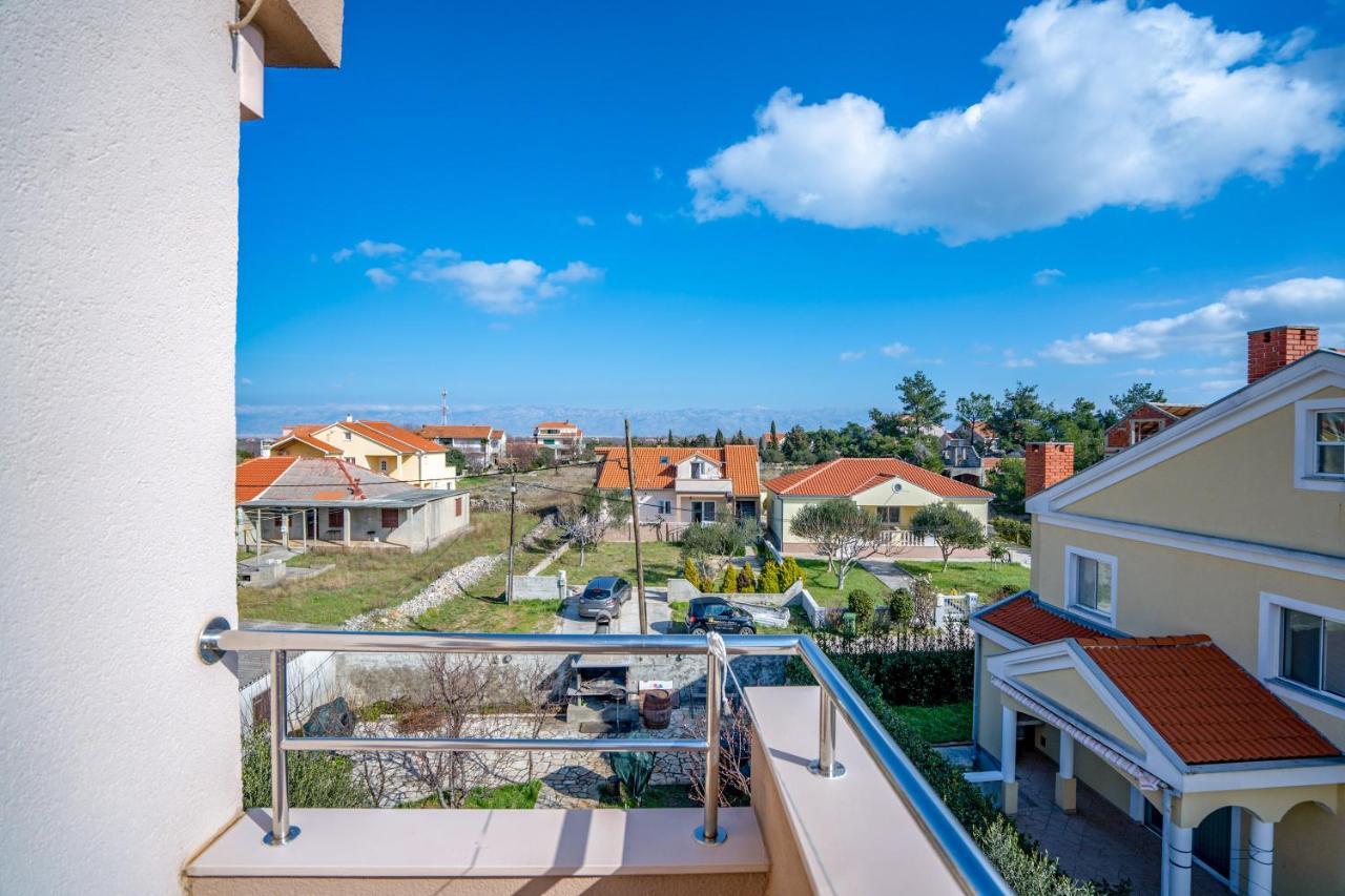 Apartments Valentin Privlaka  Exterior foto